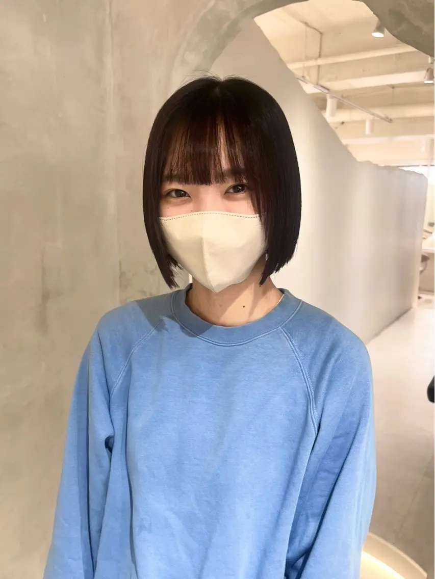ミディアム カラー 切りっぱなしボブ/ 艶カラー/綾莉のヘアスタイル