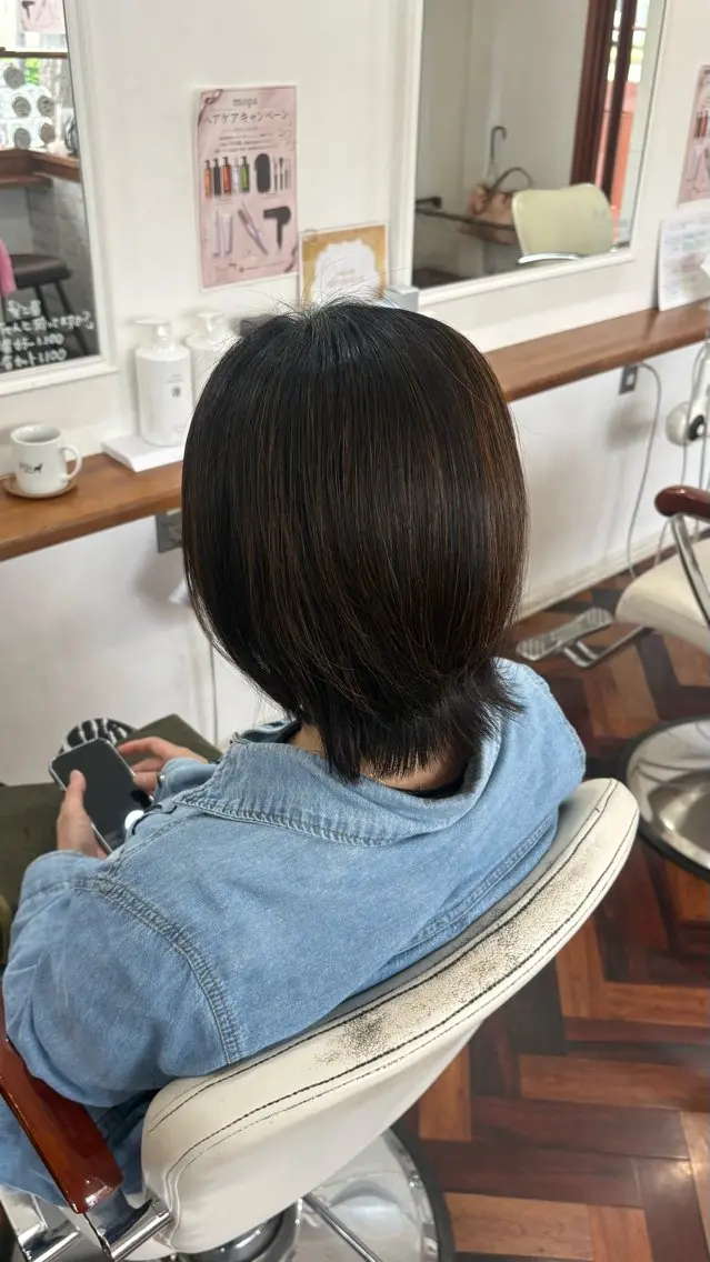ミディアム レイヤーカット カット ヘアカラー トリートメント mopa yuiのヘアスタイル