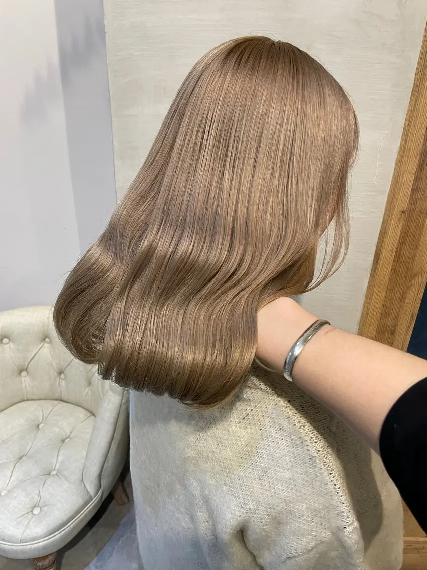 ミディアム 山岡 拓也のヘアスタイル