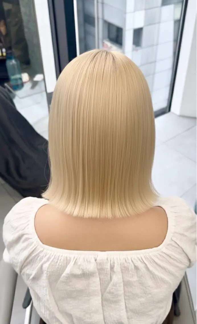 ショート カラー ヘアアレンジ 渋谷のブリーチカラー シェフ🧑🍳蓮のヘアスタイル