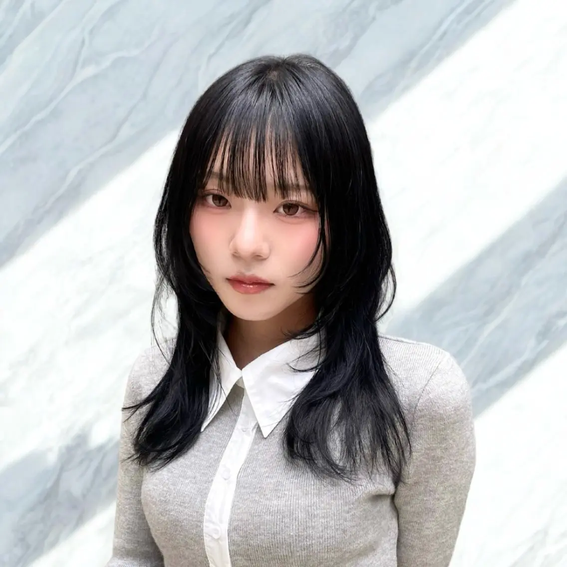 セミロング カラー 黒髪 ブルーカラー ブルーブラック ハッシュカット カット ヘアカラー トリートメント ハッシュカット/艶感 カラー/ユウキ✨のヘアスタイル