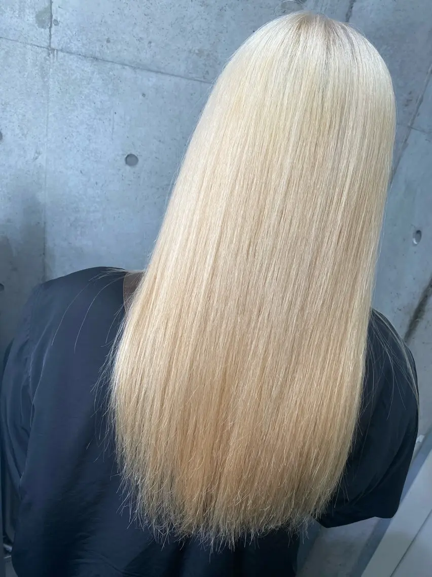 ロング カラー 黒髪 抜きっぱなしブロンド ブロンド ブルーカラー ブルーブラック 國分 伸也のヘアスタイル