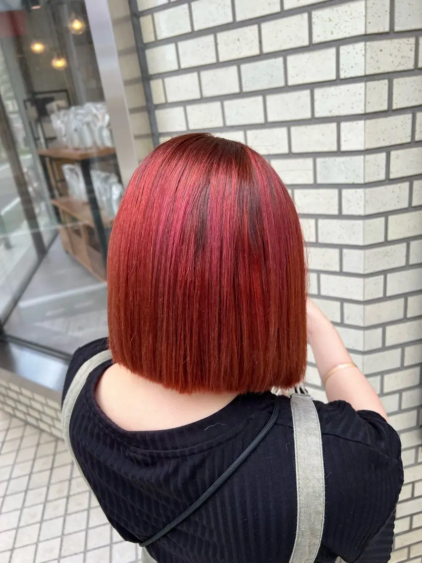 ショート カラー 切りっぱなしボブ レッドカラー ボブ トリートメント 🌞レイヤー×カラー 前川那津美🌞のヘアスタイル