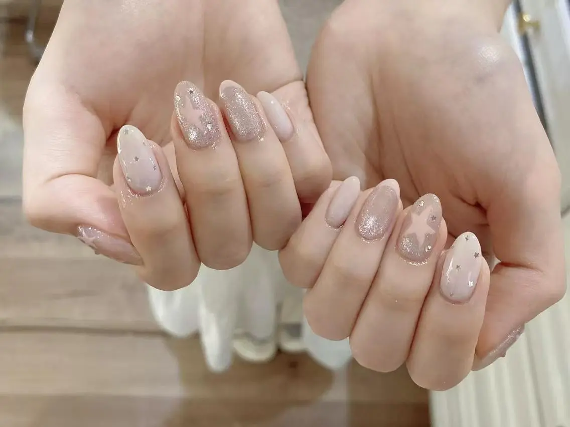 ネイル フレンチネイル ジェルネイル ガラスフレンチ 韓国ネイル マグネットネイル The Nail💗 Ayaseのネイルデザイン