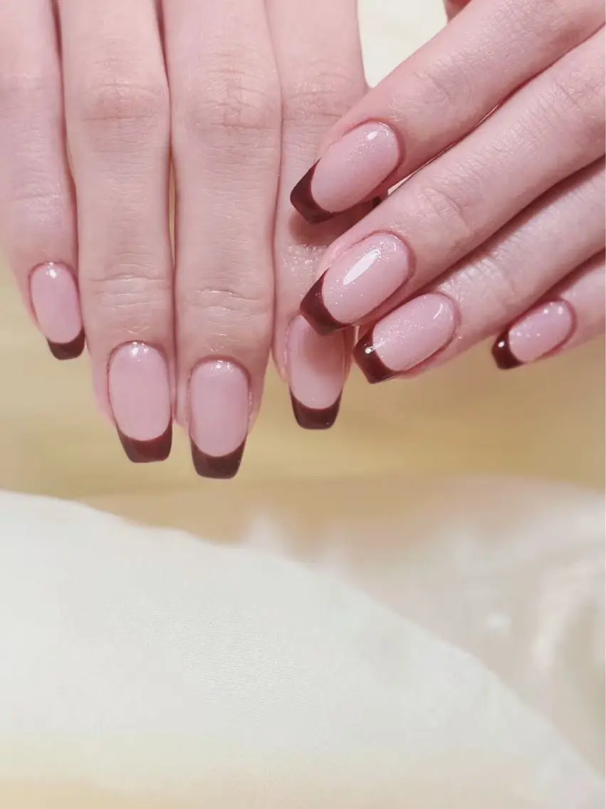 ネイル ハンドネイル Glow Minamiのネイルデザイン