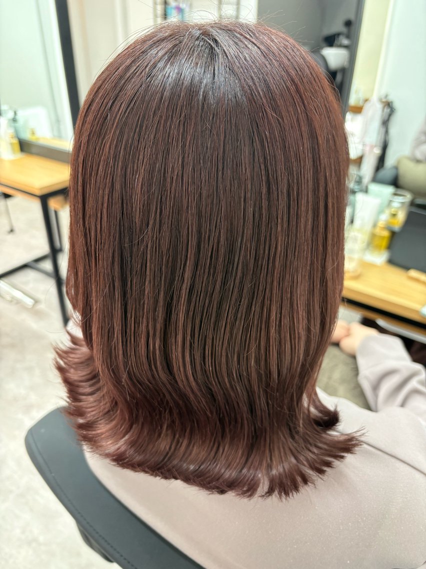 ミディアム ピンクブラウン ヘアカラー anB Bのヘアスタイル