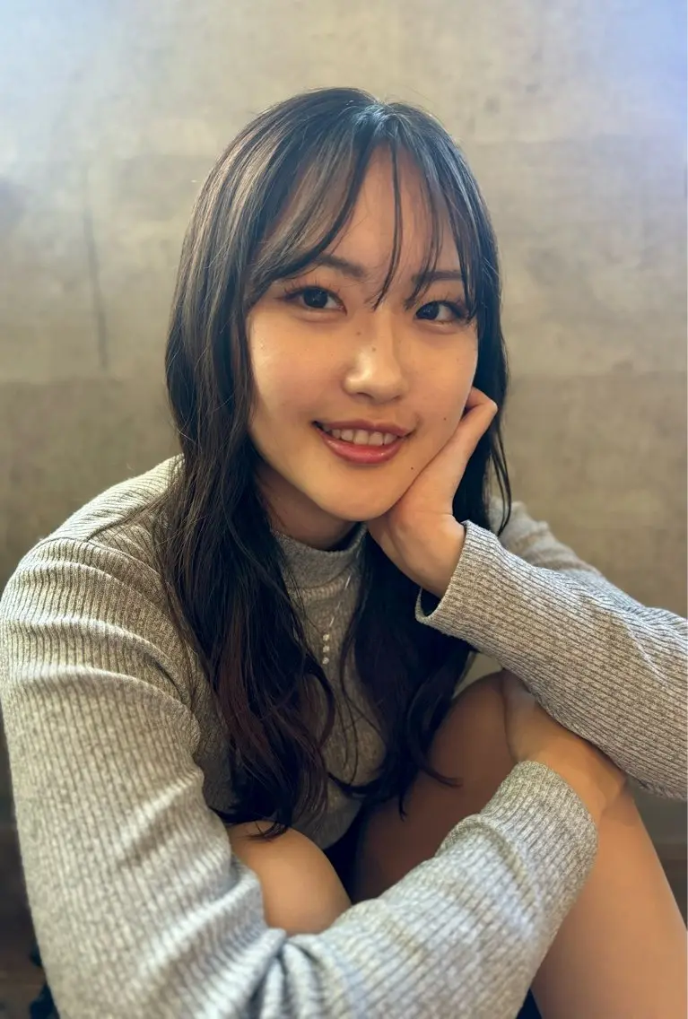 ロング カラー ベージュカラー グラデーションカラー 豊崎 左知のヘアスタイル