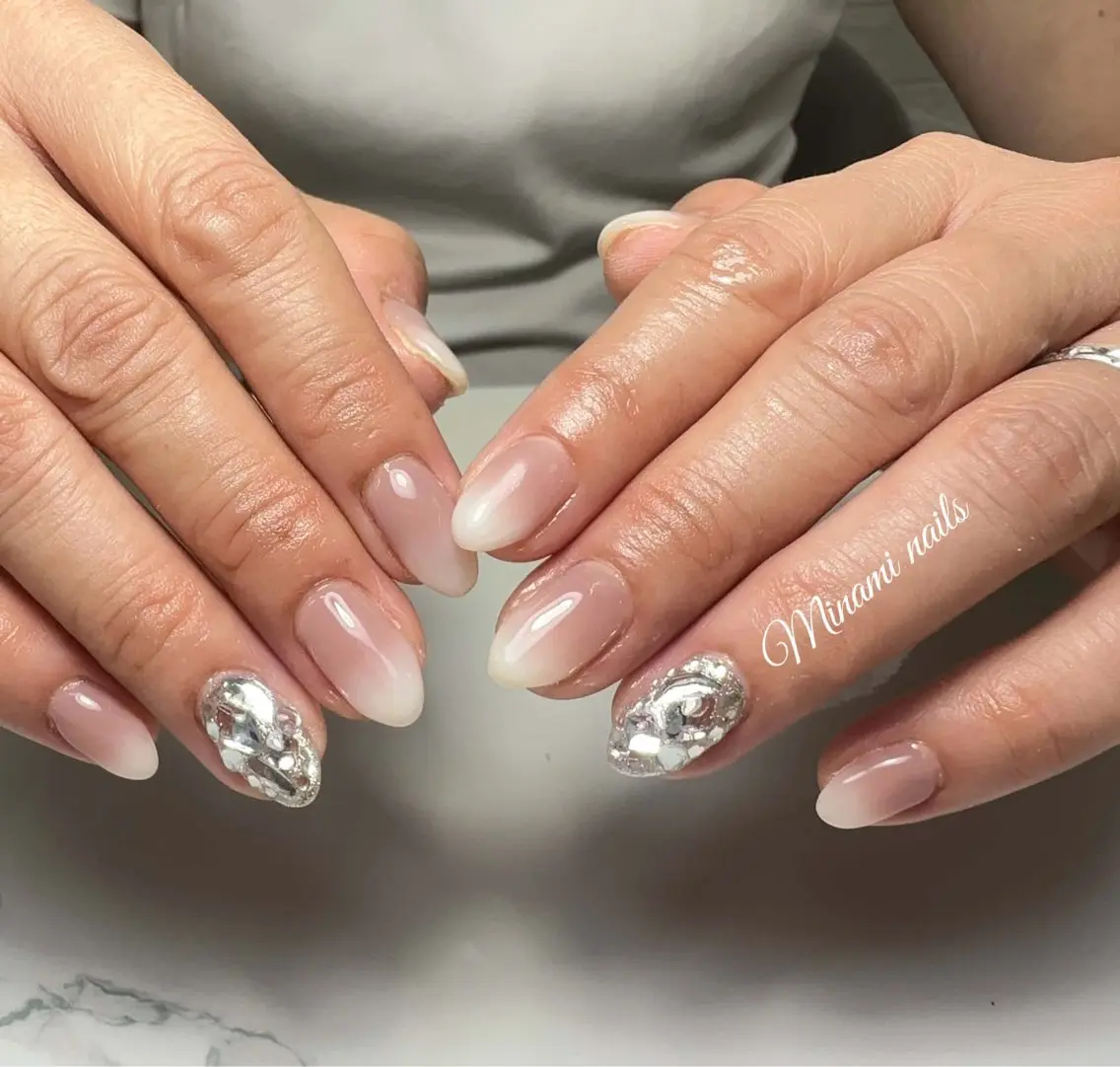 ネイル アートネイル ガーリー キラキラネイル 韓国ネイル マグネットネイル ハンドネイル Minami Nailsのネイルデザイン