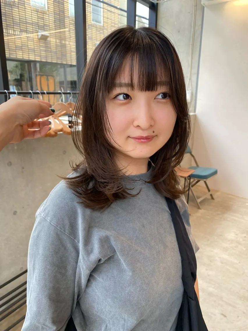 ミディアム カラー カット ヘアカラー トリートメント Saki/レイヤー/ 柔色カラー/顔まわりのヘアスタイル