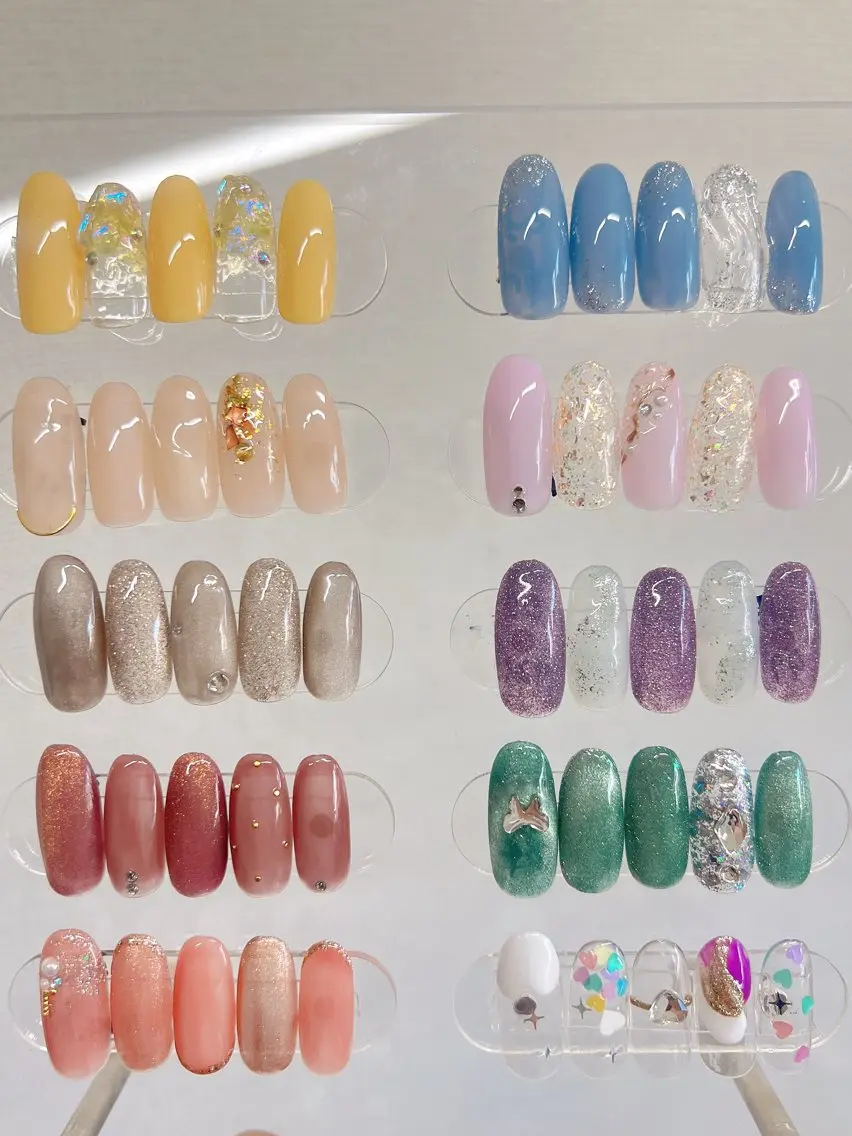 ネイル シンプルネイル ハンドネイル bijou nails　蓮のネイルデザイン