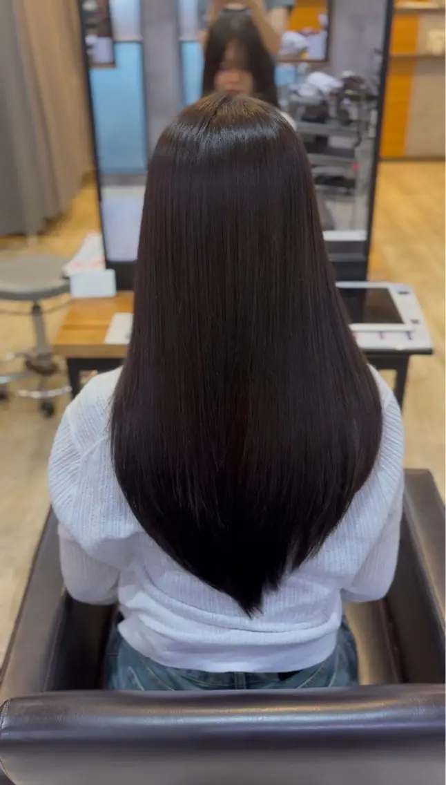 ロング ュィ/ 似合わせカットのヘアスタイル