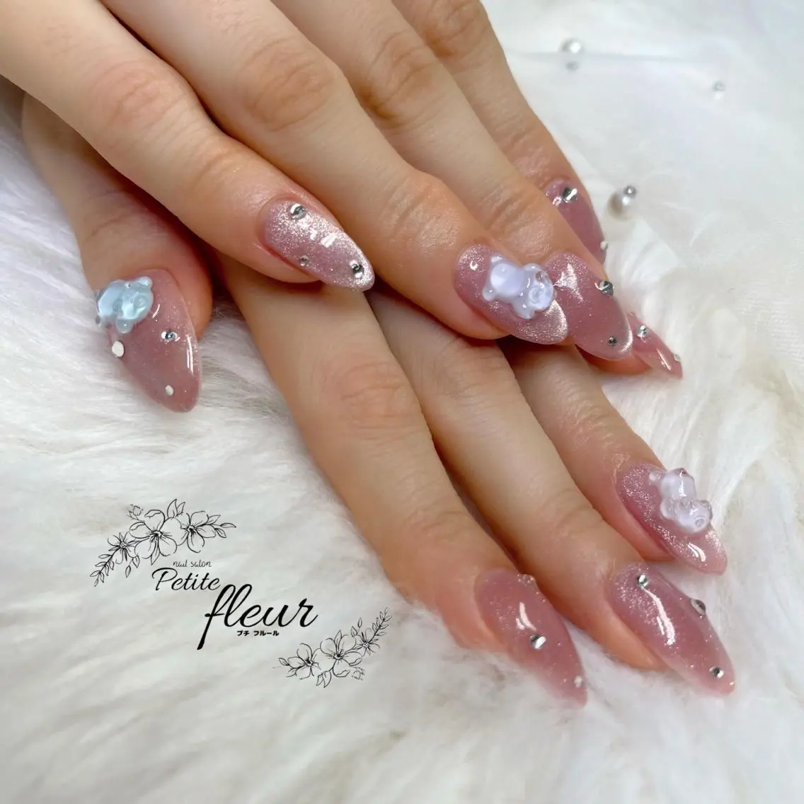 ネイル マグネットネイル ピンク 春ネイル ハンドネイル ❁⃘*。Petite fleur❁⃘*りさのネイルデザイン