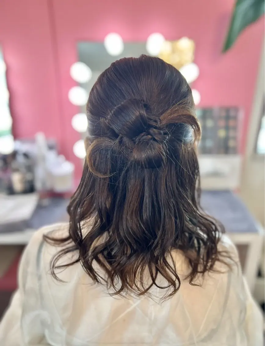 セミロング お団子ヘア ヘアセット 北本 美幸のヘアスタイル