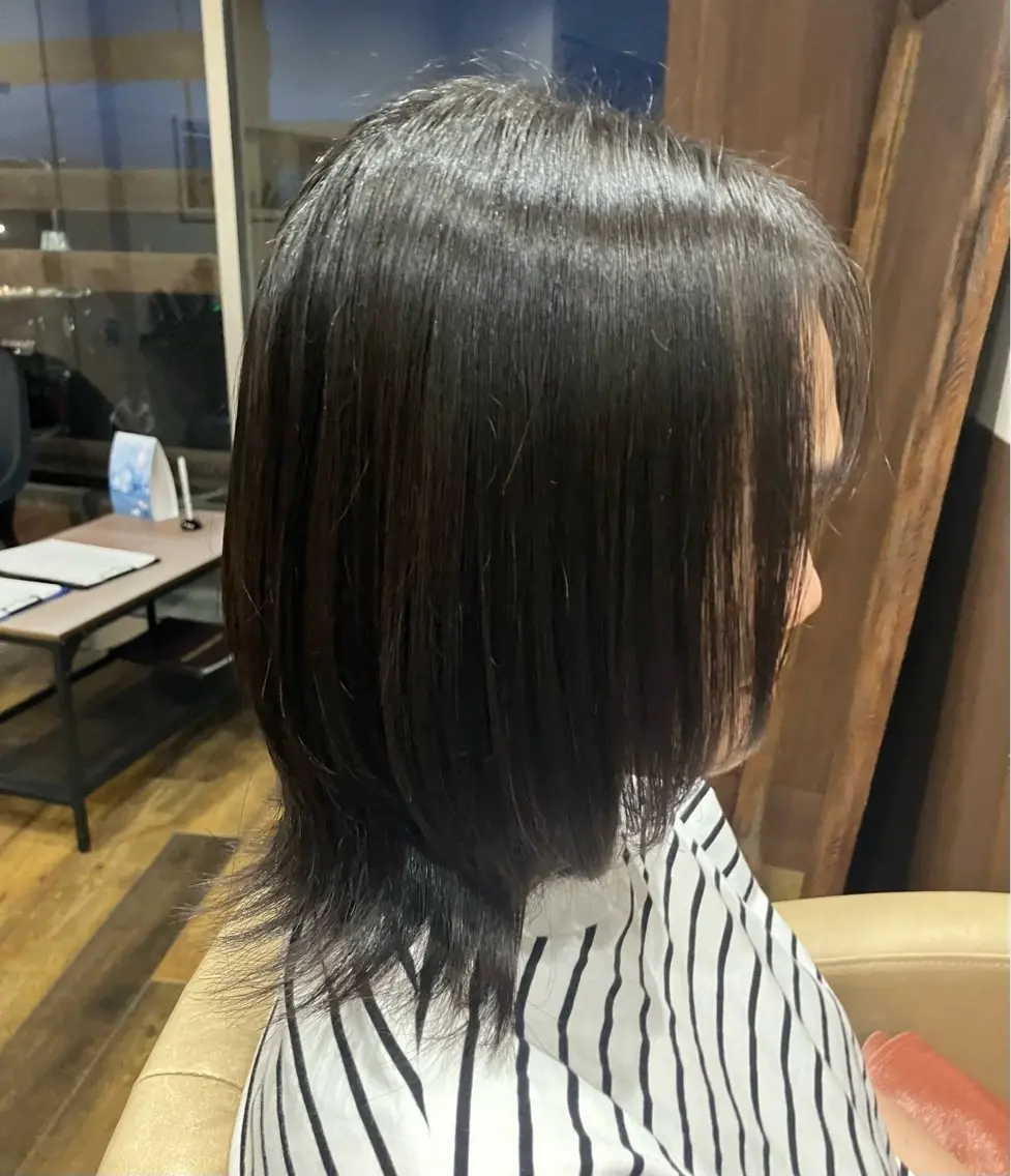 ミディアム 顔周りカット レイヤーカット 小顔カット ウルフカット 平川 かなこのヘアスタイル