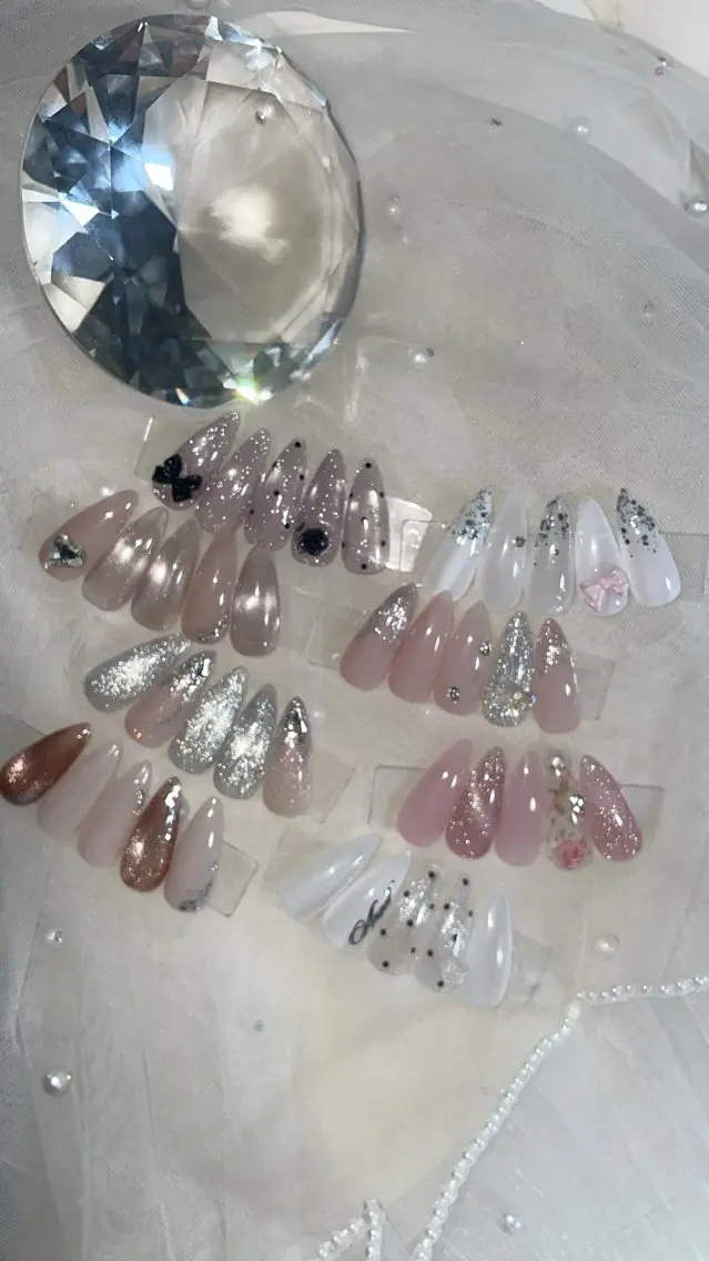 ネイル Moon nail salonのネイルデザイン