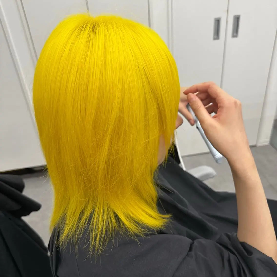 ミディアム イエローカラー ヘアカラー ボブハイトーン 🖤Ayame🖤のヘアスタイル