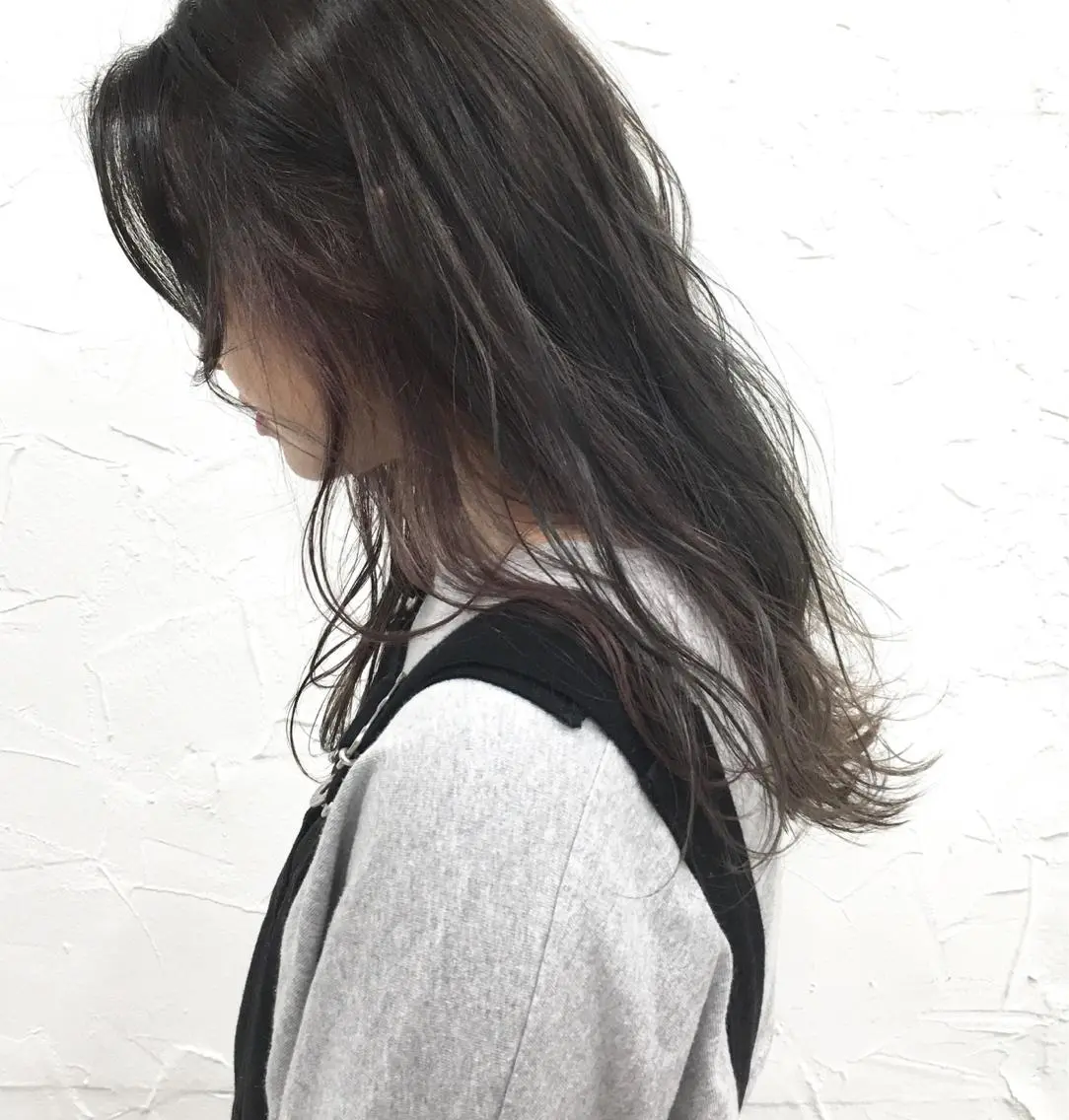 ロング カラー アッシュ アッシュグレー インナーカラー ラベンダーカラー ラベンダーアッシュ 脱！黒髪 ダブルカラー【上野】のヘアスタイル