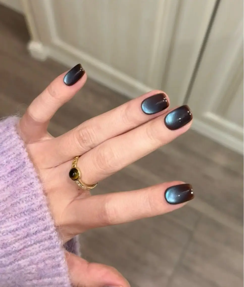 ネイル ハンドネイル Dione Nail ハチワレのネイルデザイン
