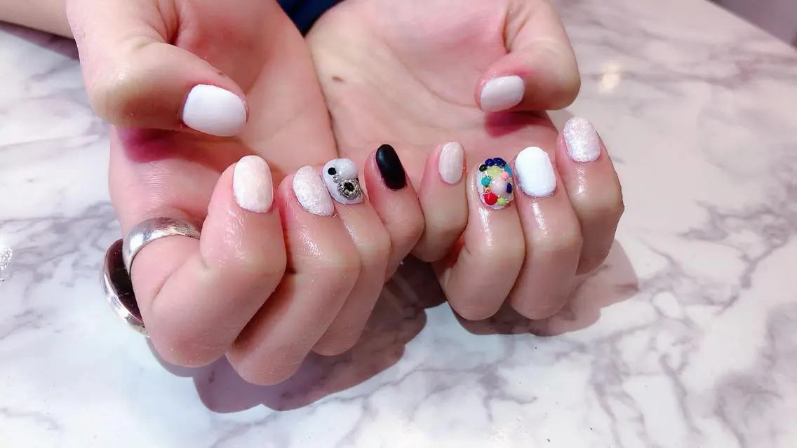 ネイル ハンドネイル noix nail &eyeのネイルデザイン