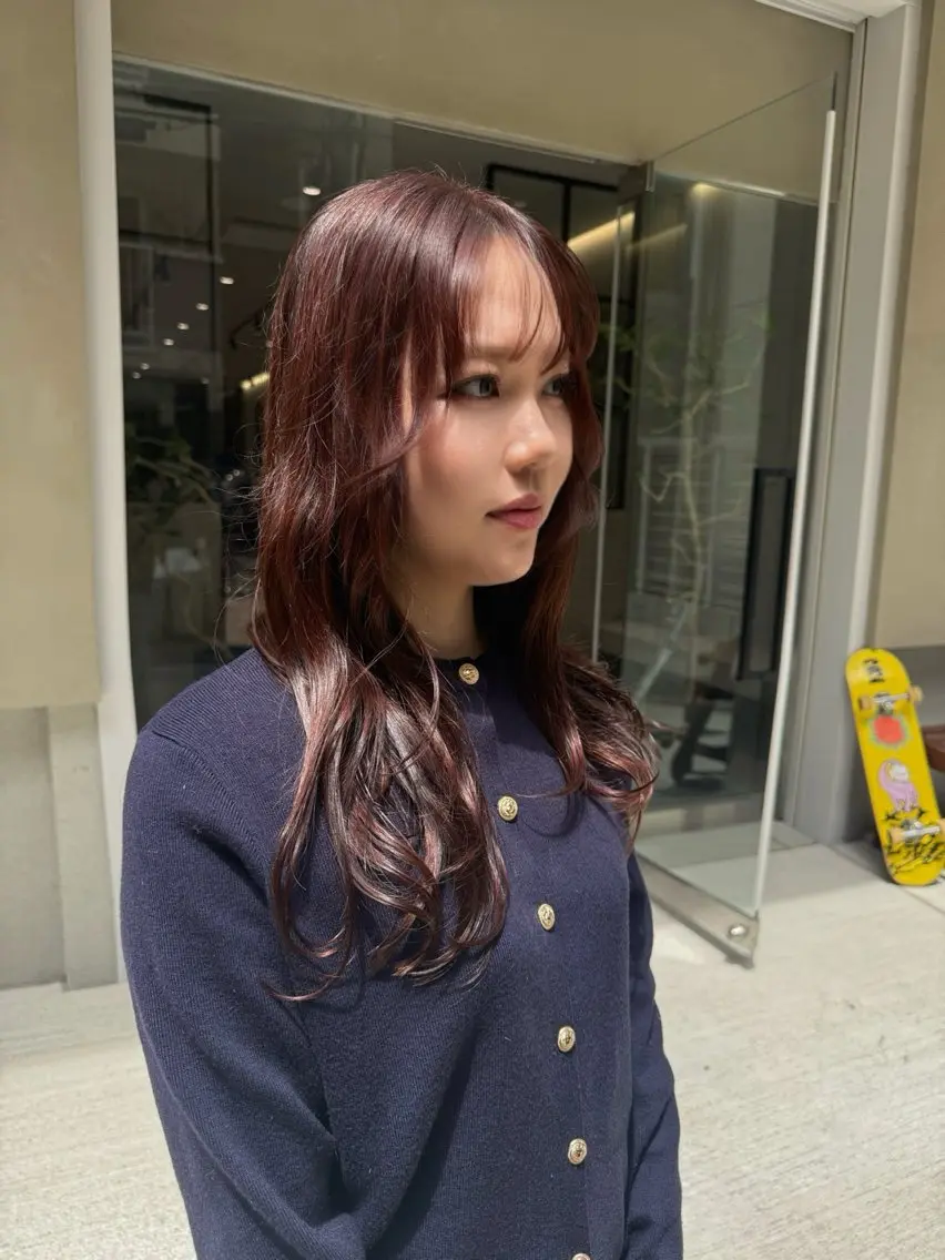 ロング 神戸/karina /レイヤー/顔まわりのヘアスタイル