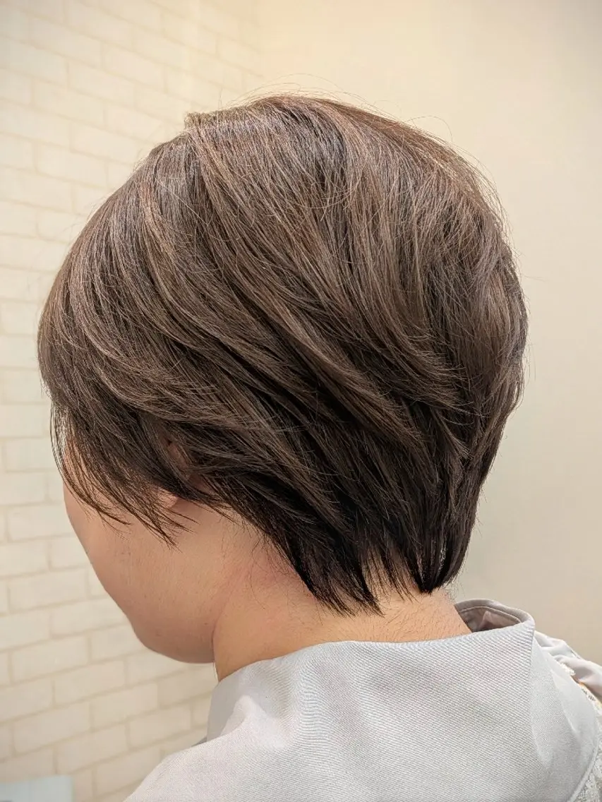 ショート くびれヘア ショートヘア ヘアカラー トリートメント 根岸 進のヘアスタイル
