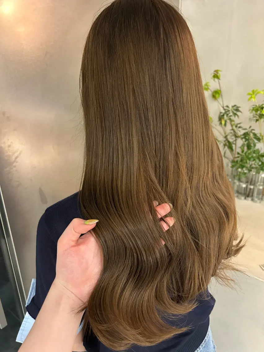 セミロング カラー ・ nanokaのヘアスタイル