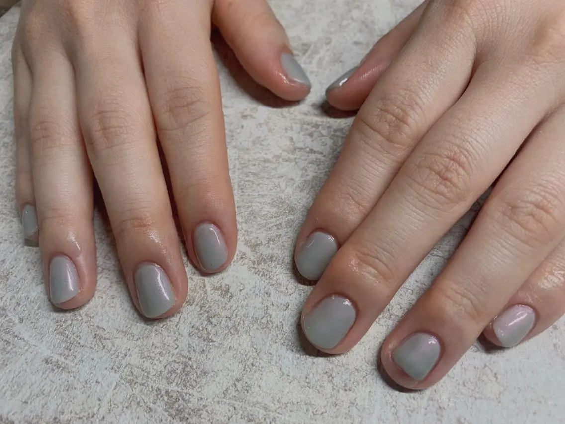 ネイル ワンカラーネイル ハンドネイル mogunail &blowのネイルデザイン