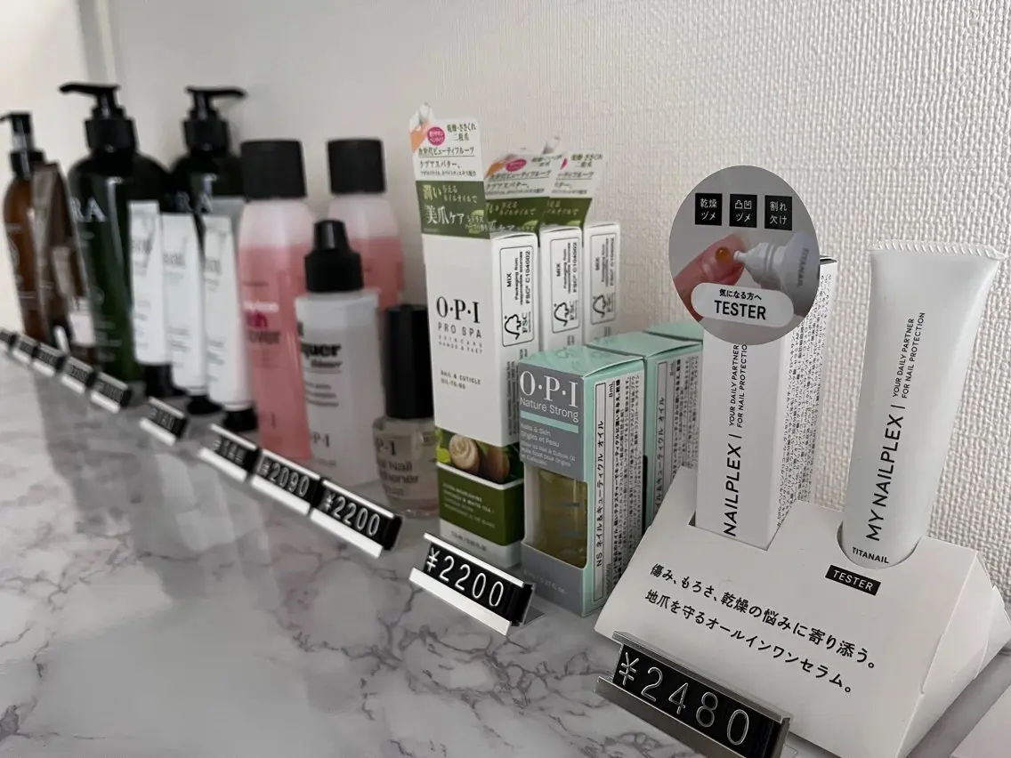 VERMA 深爪・地爪育成サロンのネイルデザイン