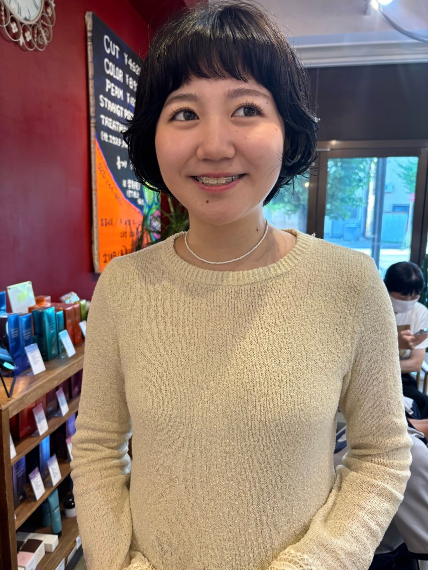 ショート パーマ 小日向 沙織のヘアスタイル