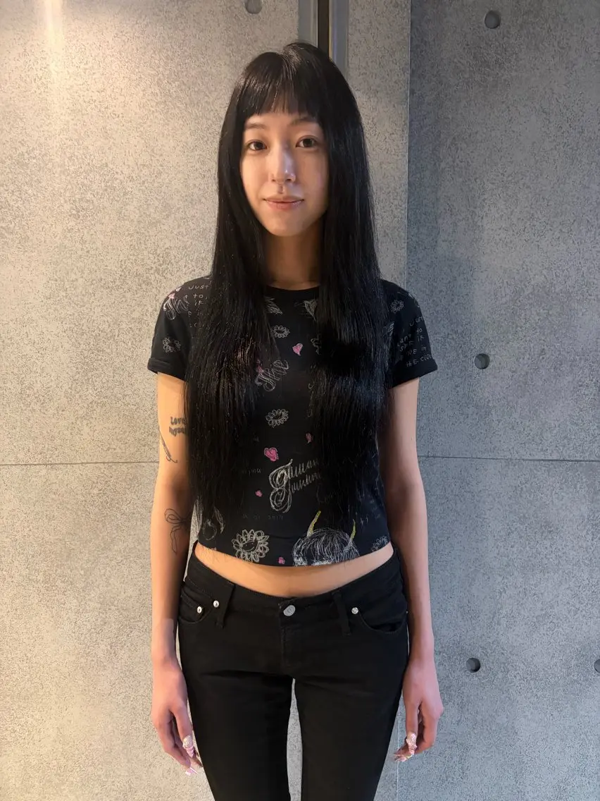 ロング カラー 髙橋 紗奈のヘアスタイル