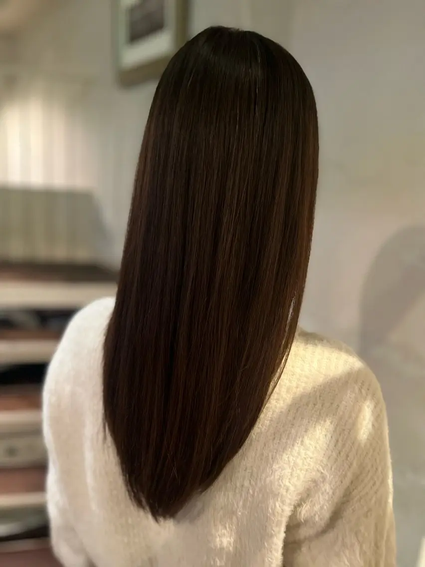 ロング 宮澤 紅羽のヘアスタイル