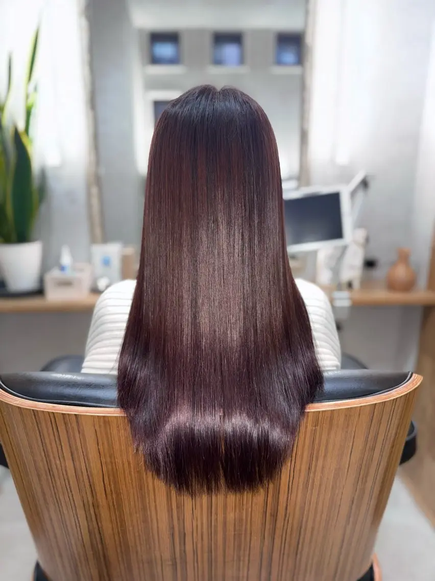 ロング カラー ボルドーカラー トリートメント 多賀 順平のヘアスタイル