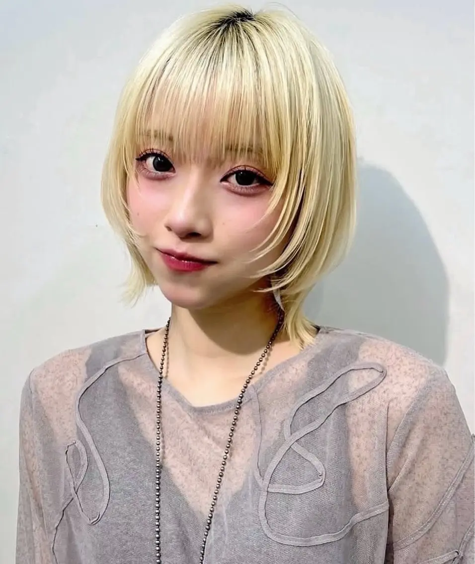 ショート カラー カット ヘアカラー ウルフ🦋顔まわり ❤︎ ͛めいのヘアスタイル