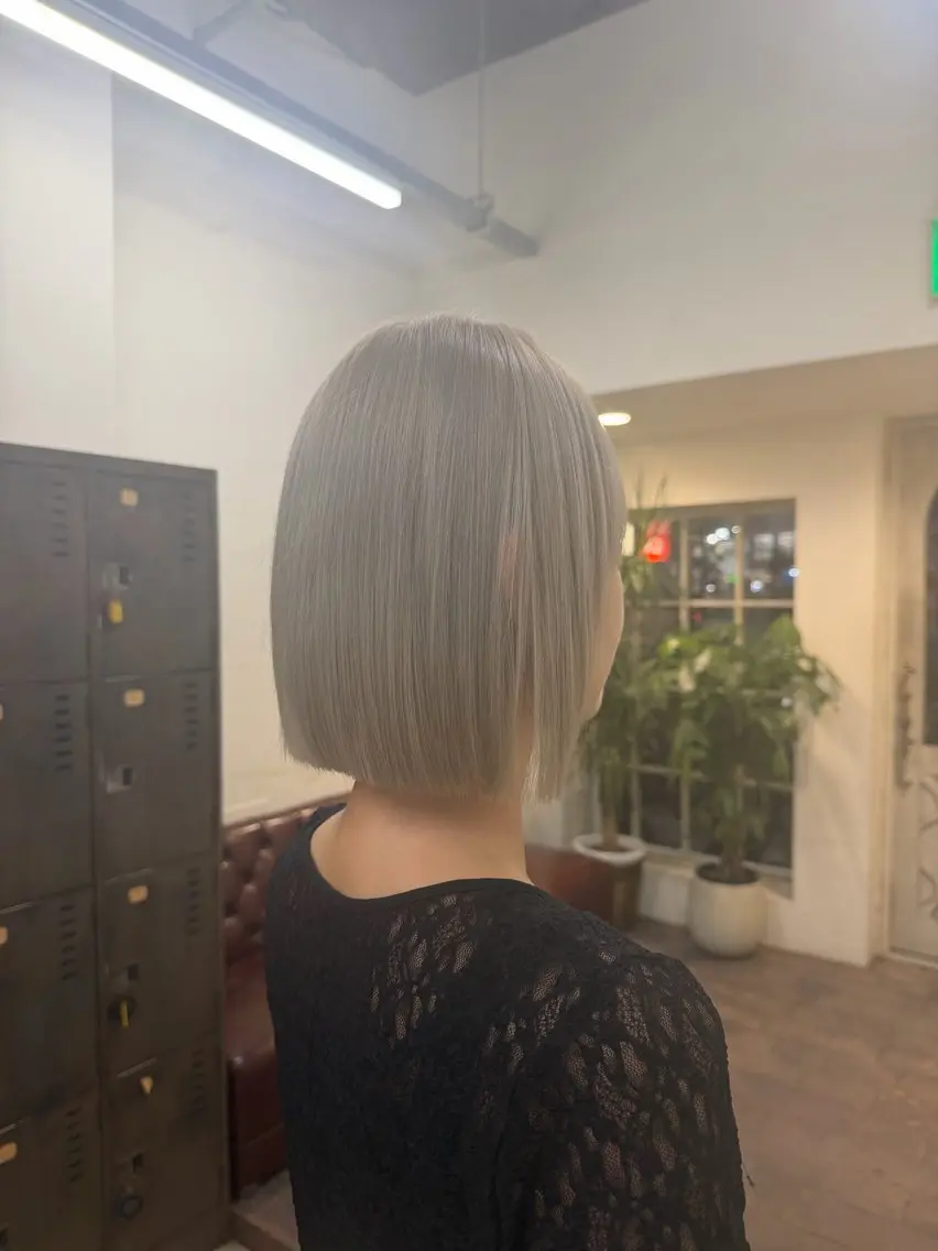 ショート カラー ヘアカラー TIDEHAIR MIYUUのヘアスタイル