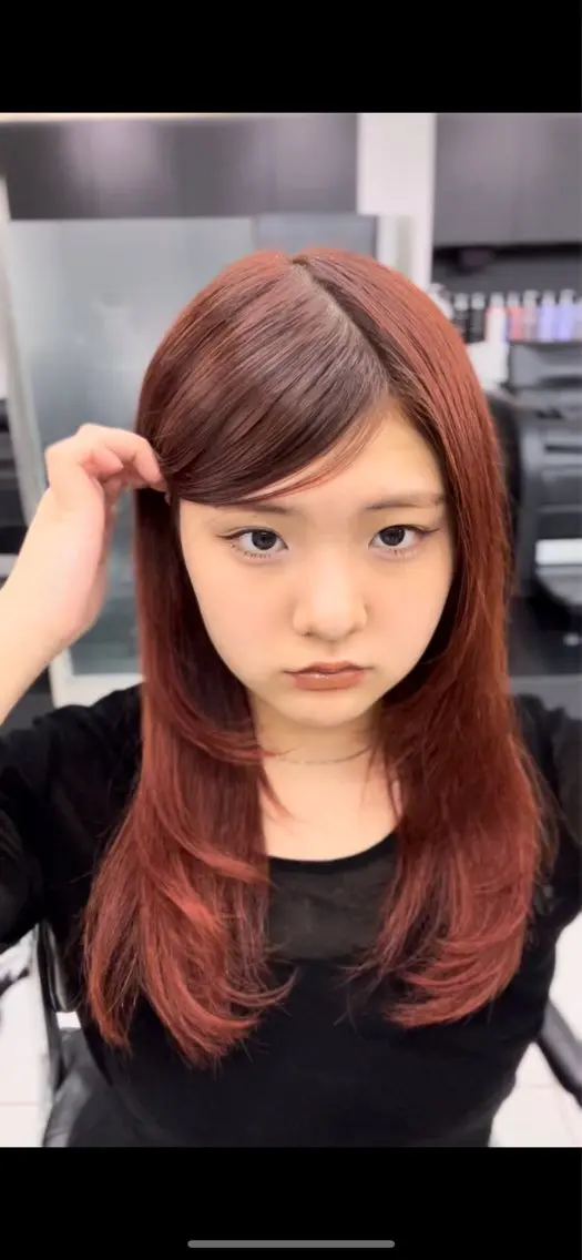 ロング 【レイヤーカット】 キサヌキミワのヘアスタイル