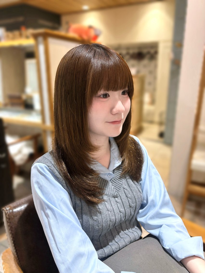 セミロング 🎀モモ🎀 整えカット🤍のヘアスタイル