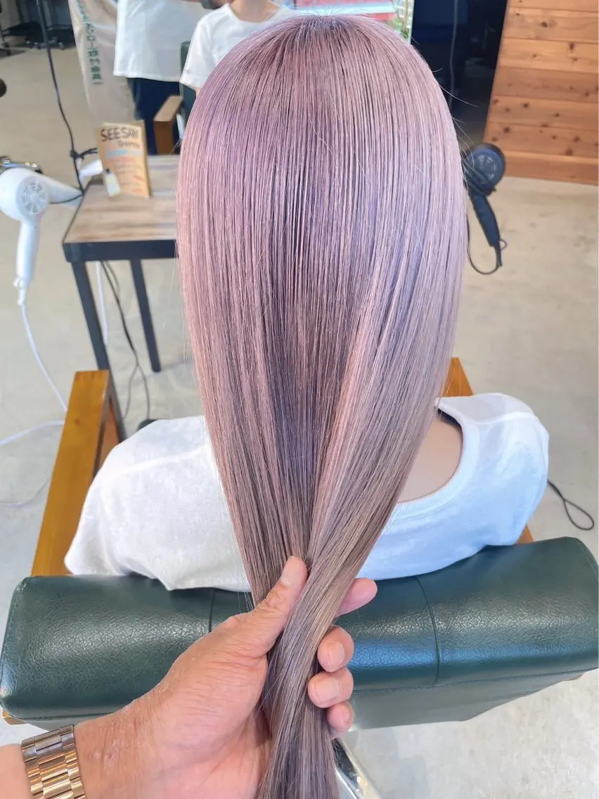ロング カラー ヘアカラー トリートメント ダブルカラーが得意 髙木千惺/大須のヘアスタイル