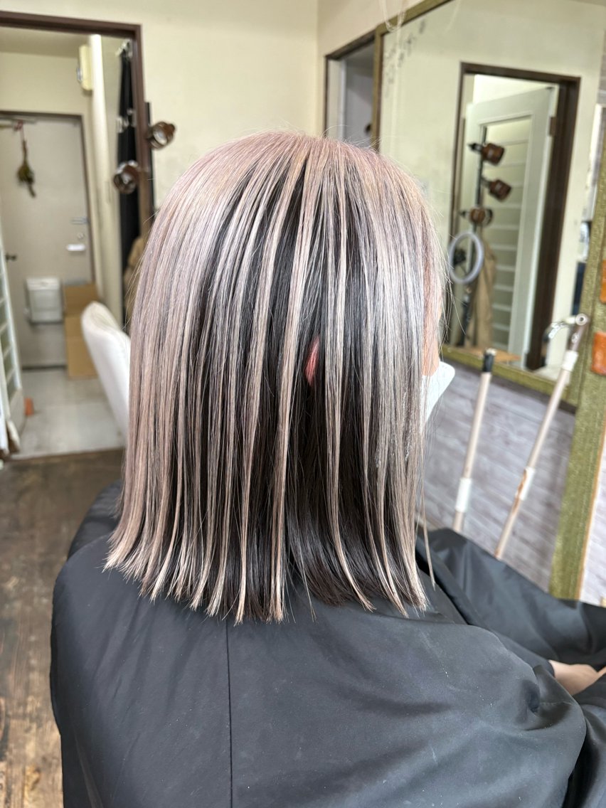 ショート カラー ヘアカラー 渡辺 健太のヘアスタイル