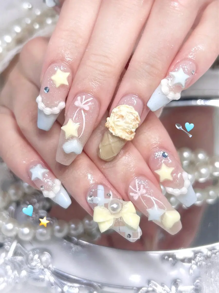 ネイル 長さ出し ハンドネイル ️🫧みつき/ 渋谷/痛ネイル️🫧のネイルデザイン