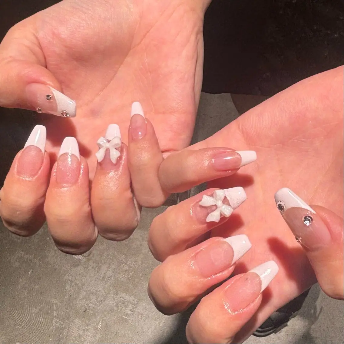 ネイル ハンドネイル airi ⭑ ⸝⸝のネイルデザイン