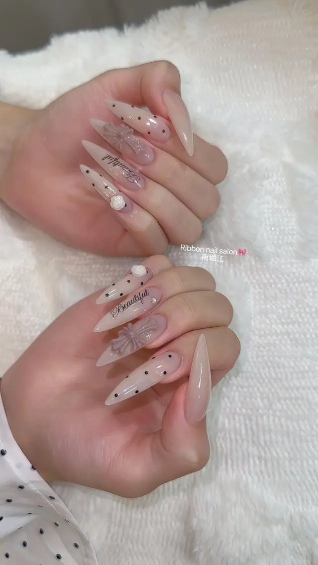 ネイル ドット ハンドネイル RibbonNail 南堀江のネイルデザイン