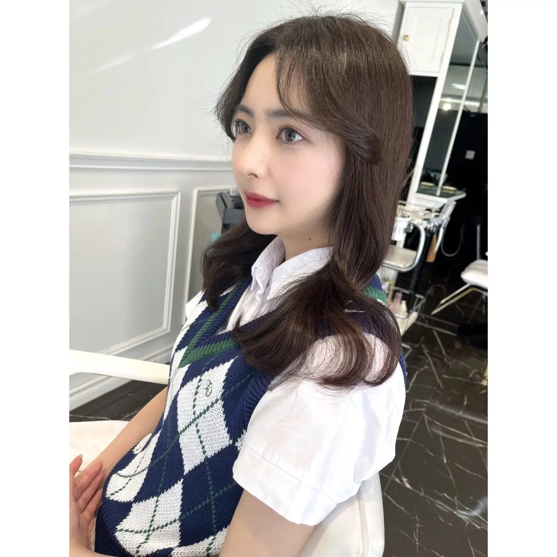 セミロング カラー ブリーチ ブリーチなしカラー ヘアカラー miyu /トレンド カラー×艶髪のヘアスタイル