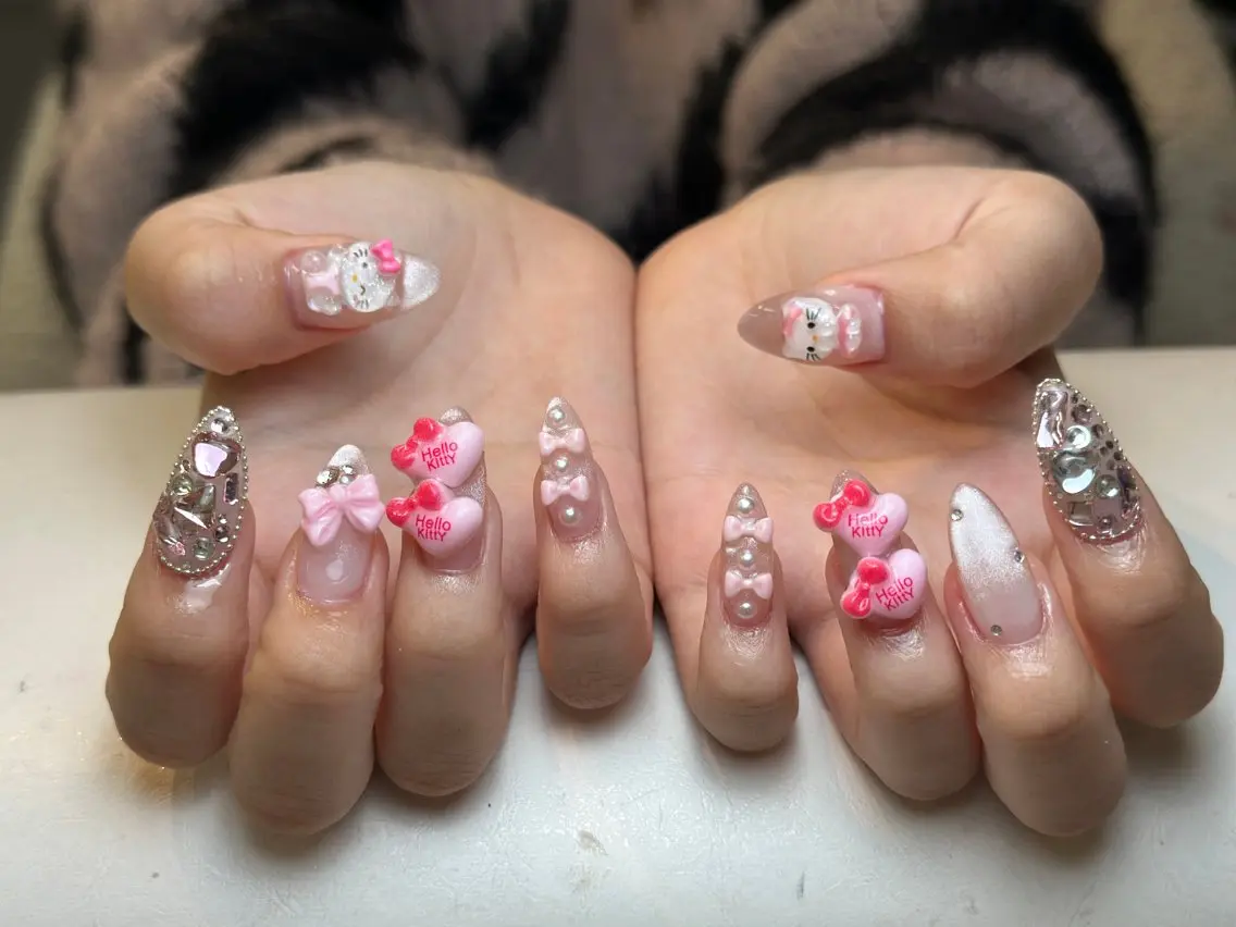 ネイル アートネイル フレンチネイル ジェルネイル ニュアンスネイル オフィスネイル NIE MoMoのネイルデザイン