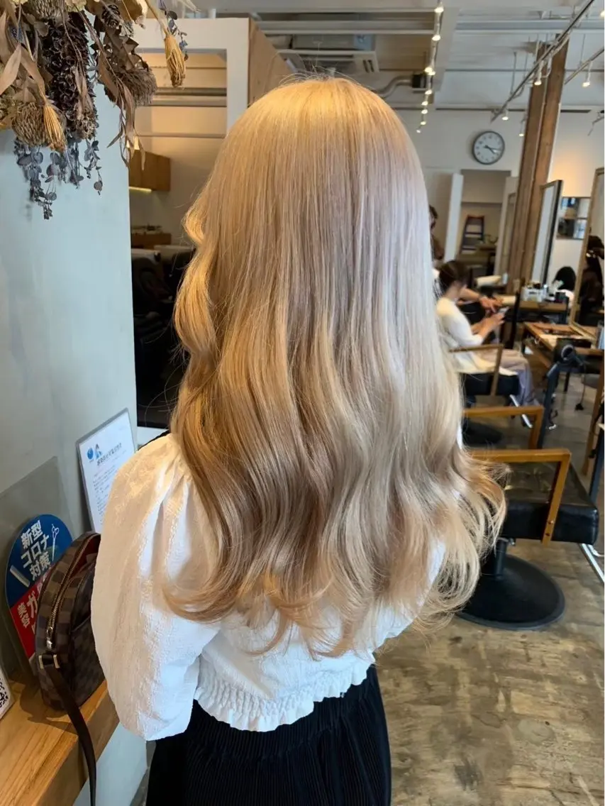 ロング ヘアカラー 🧋ミルクティーカラ ー🧋特化小林拓登のヘアスタイル