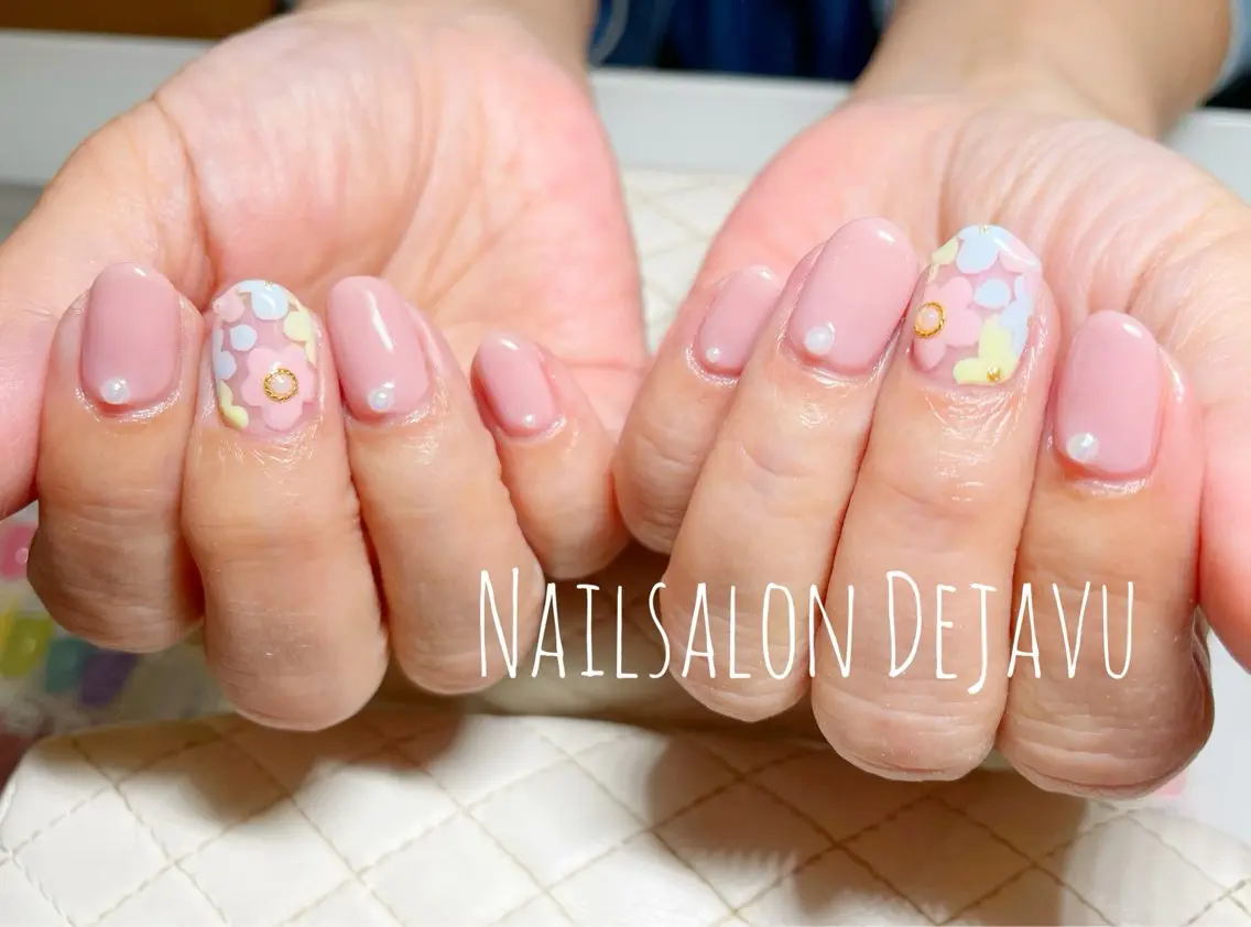 ネイル フラワーネイル ハンドネイル Nailsalon Dejavuのネイルデザイン