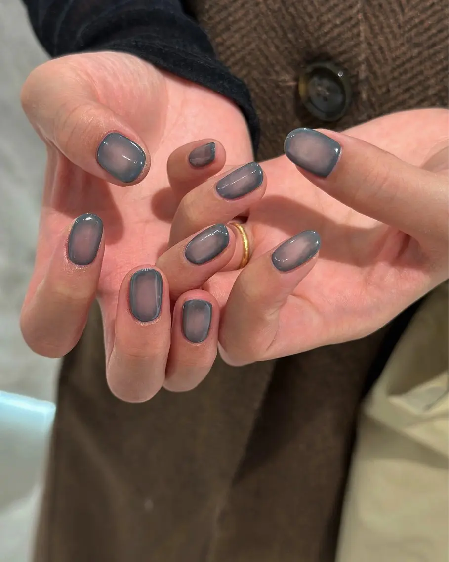ネイル 長さ出し フットネイル フレンチネイル ジェルネイル ガラスフレンチ More Glam八王子店のネイルデザイン