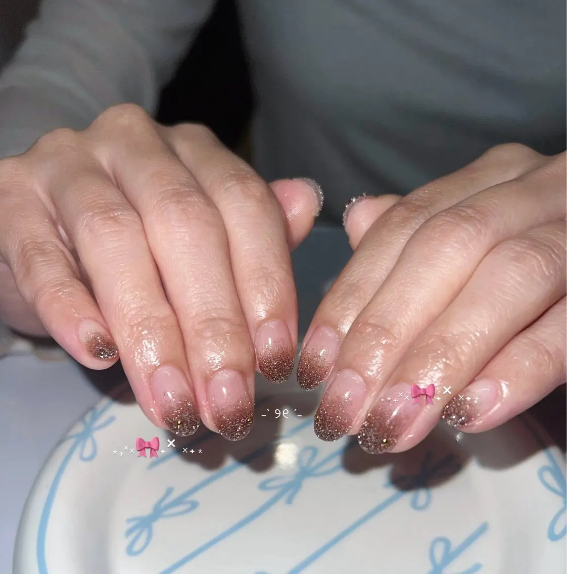 ネイル ハンドネイル NAGISA🧁🎀 持ち込み⌇パラジェルのネイルデザイン