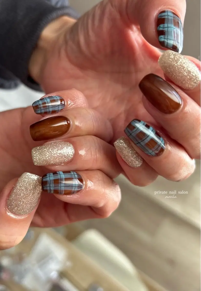ネイル カジュアル フレンチネイル マグネットネイル ミラーネイル ニュアンスネイル ハンドネイル mocha nailのネイルデザイン