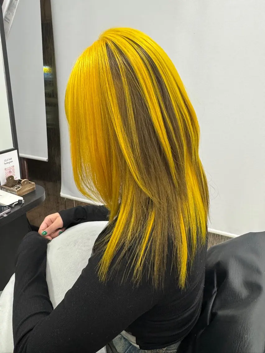 ミディアム カラー デザインカラー カット ヘアカラー トリートメント ヒラガカナ▼ ECLAT HAIRのヘアスタイル