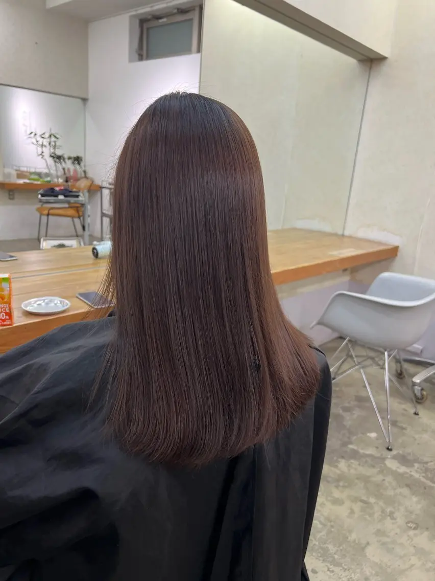 セミロング ogura hitomiのヘアスタイル